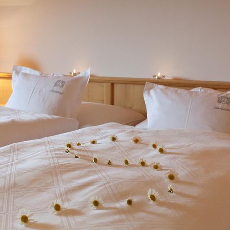 Hotel Laerchenhof Natur Зеефелд в Тирол Стая снимка