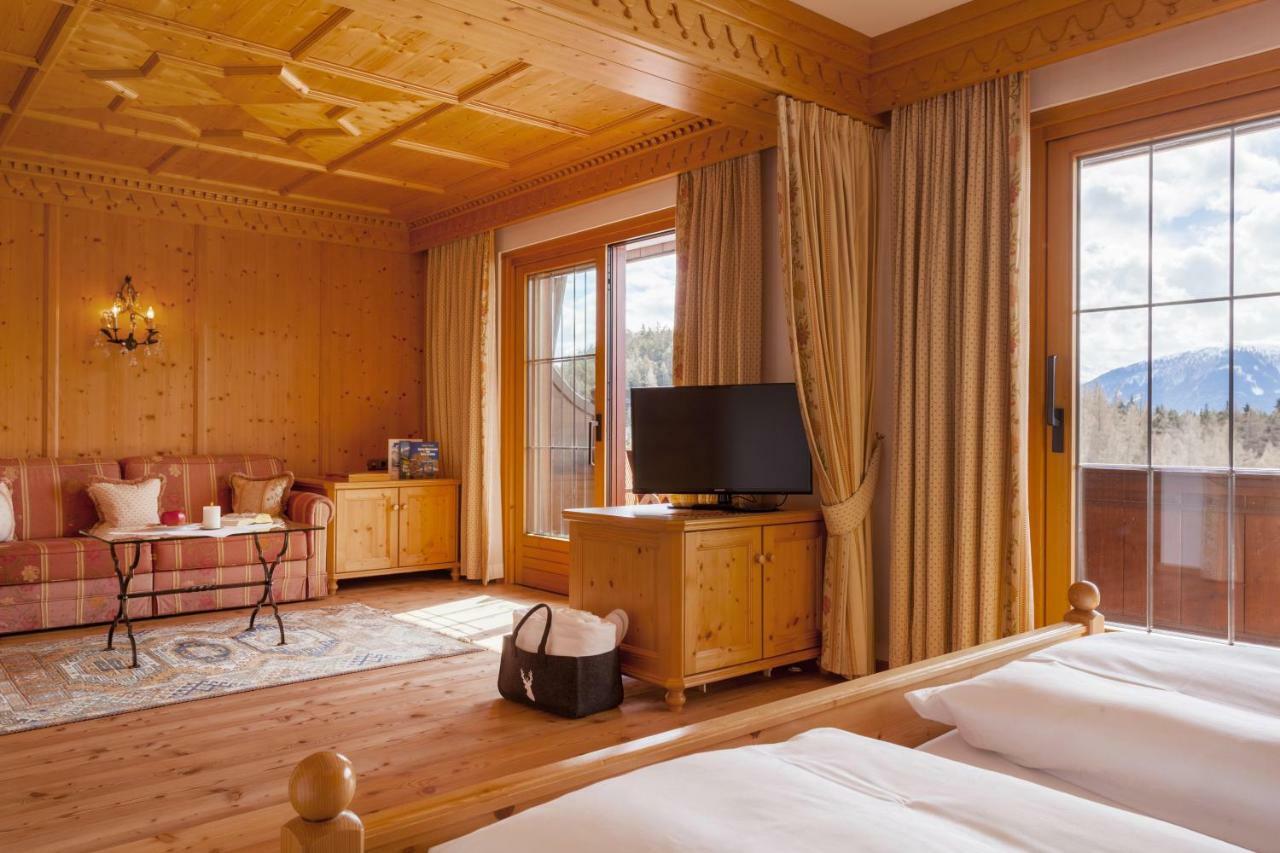 Hotel Laerchenhof Natur Зеефелд в Тирол Екстериор снимка